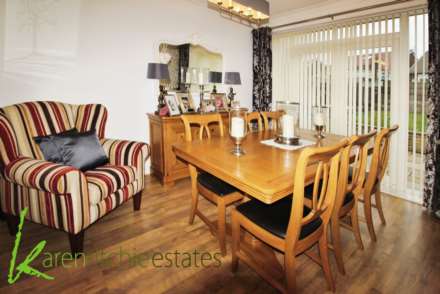 Meads Grove, Farnworth, Image 4