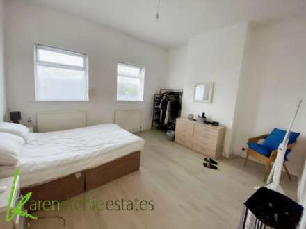 Heaton Road, Lostock, Image 5