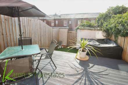 Third Avenue, Heaton, Image 9