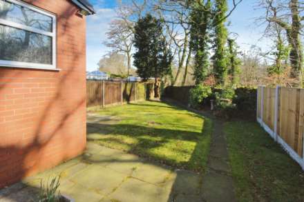 Moss Lane, Bolton, Image 15