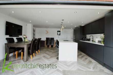 Heaton Avenue, Heaton, Image 1