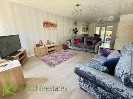 Delph Hill Close, Doffcocker, Image 7