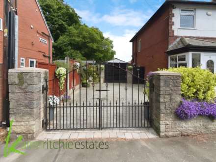 Captains Clough Road, Bolton, Image 19