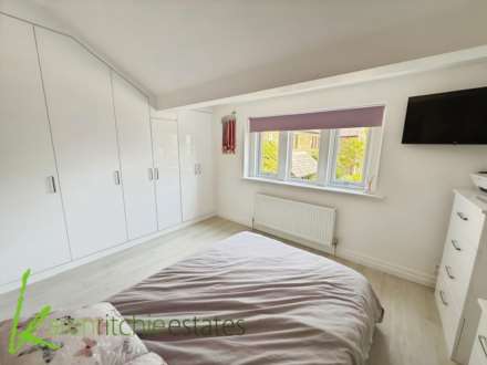 The Barn, Hollinhurst Drive, Image 16