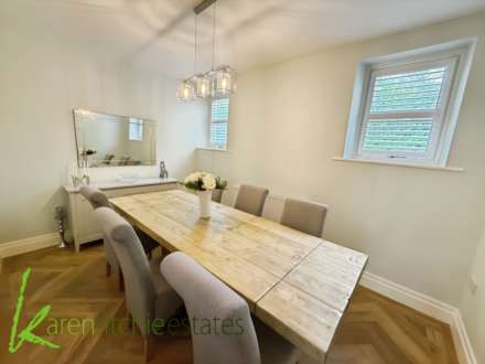 The Barn, Hollinhurst Drive, Image 6