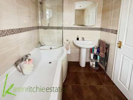 Thorns Close, Astley Bridge, Image 11