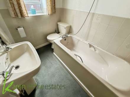 Bury Road, Breightmet, Image 11