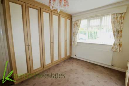 Longridge Crescent, Bolton, Image 12
