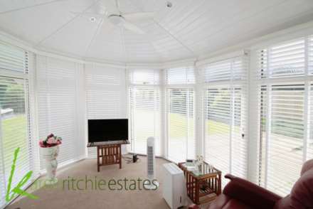 Longridge Crescent, Bolton, Image 6