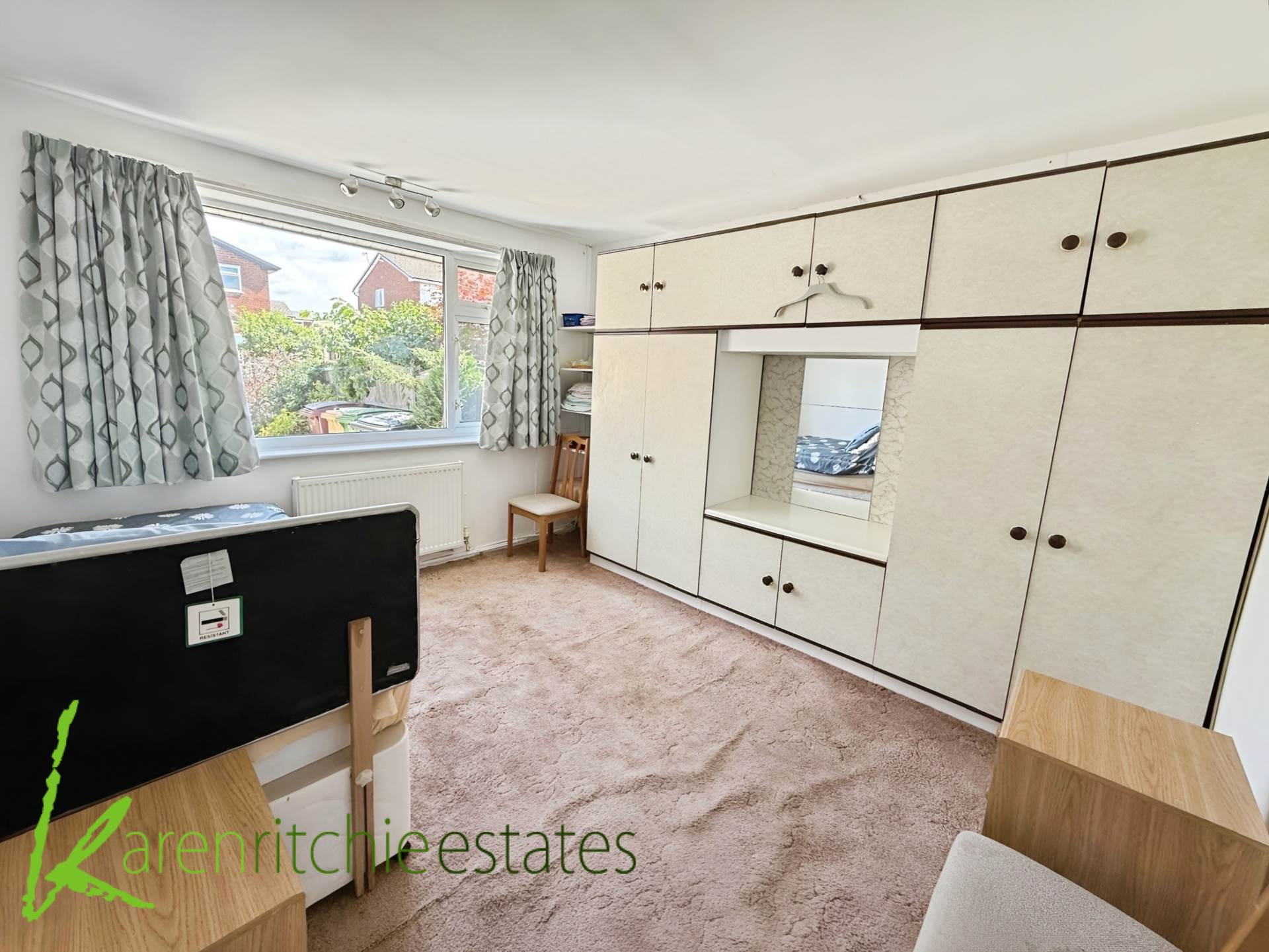 Ferndown Road, Harwood, Image 8