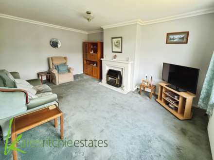 Ferndown Road, Harwood, Image 4