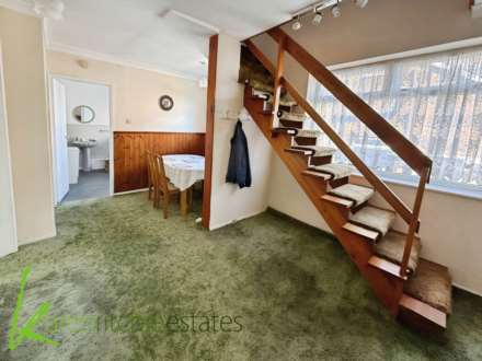 Ferndown Road, Harwood, Image 5