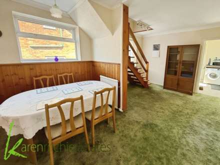 Ferndown Road, Harwood, Image 6