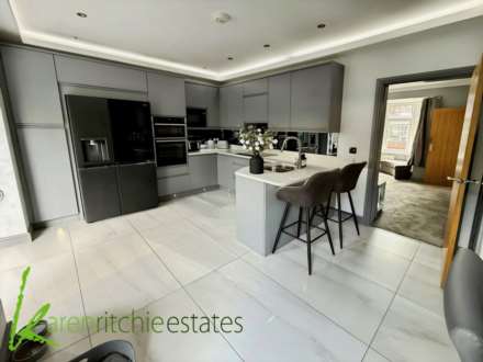 Tenby Avenue, Heaton, Image 2