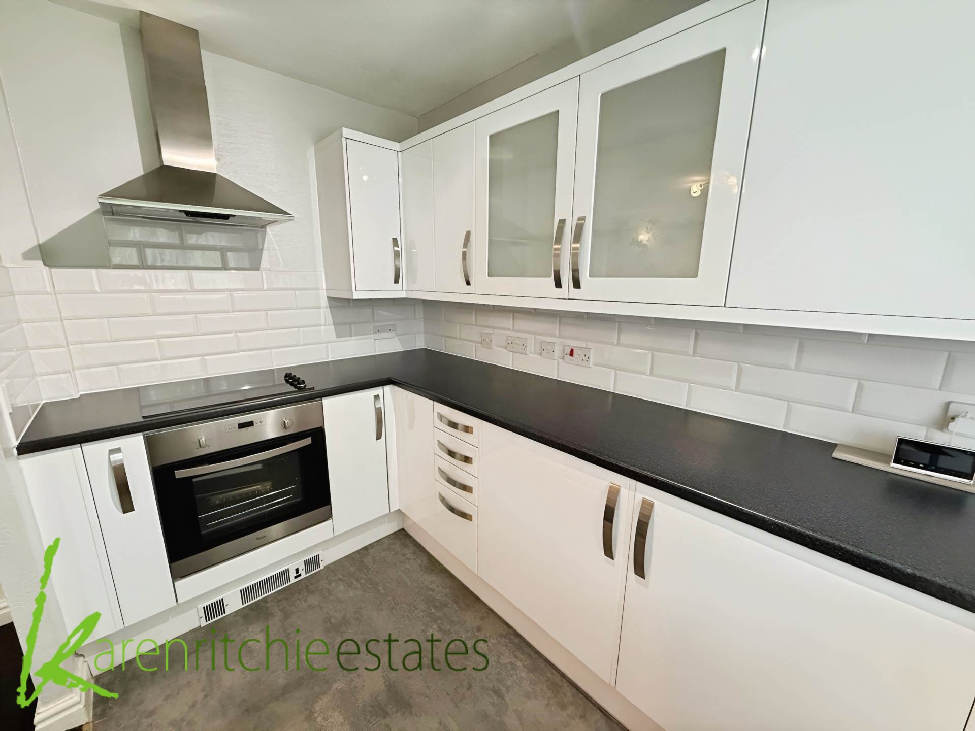 Greenmount Court, Heaton, Image 5