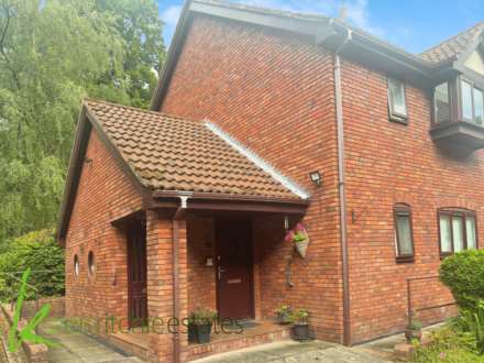 Greenmount Court, Heaton, Image 2