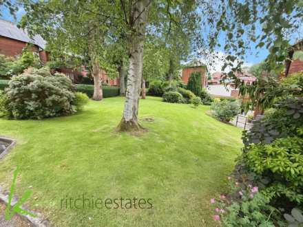 Greenmount Court, Heaton, Image 3