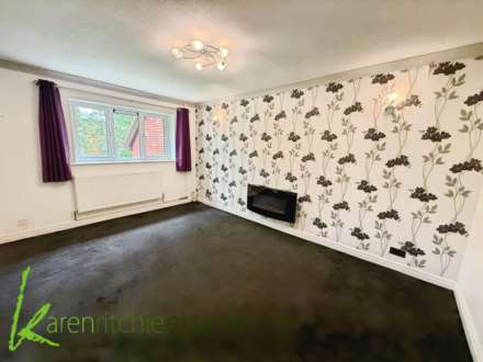 Greenmount Court, Heaton, Image 4