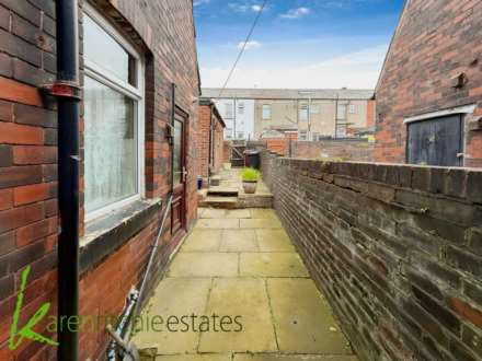 Chorley New Road, Horwich, Image 11