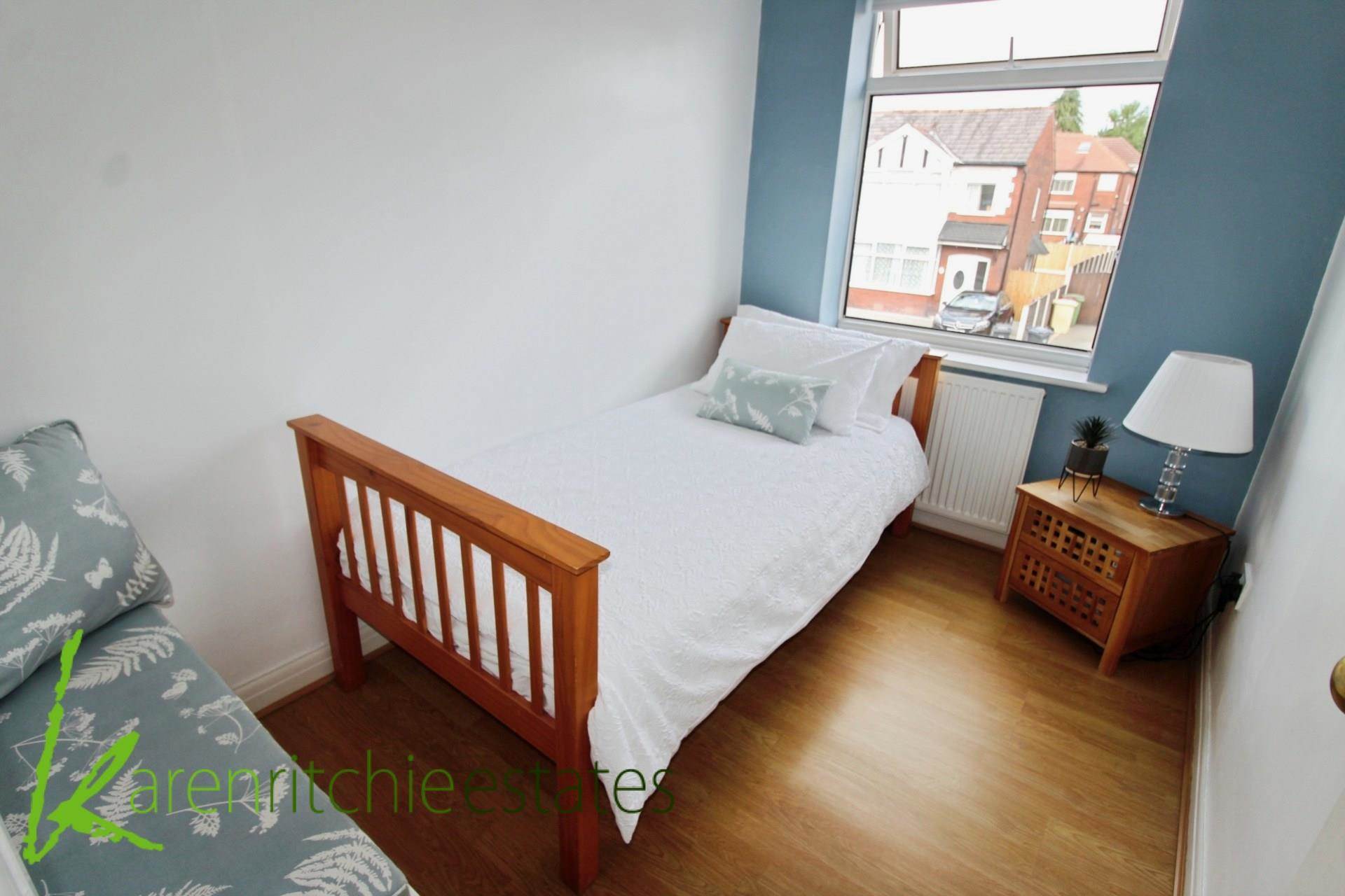 Ashworth Lane, Bolton, Image 11