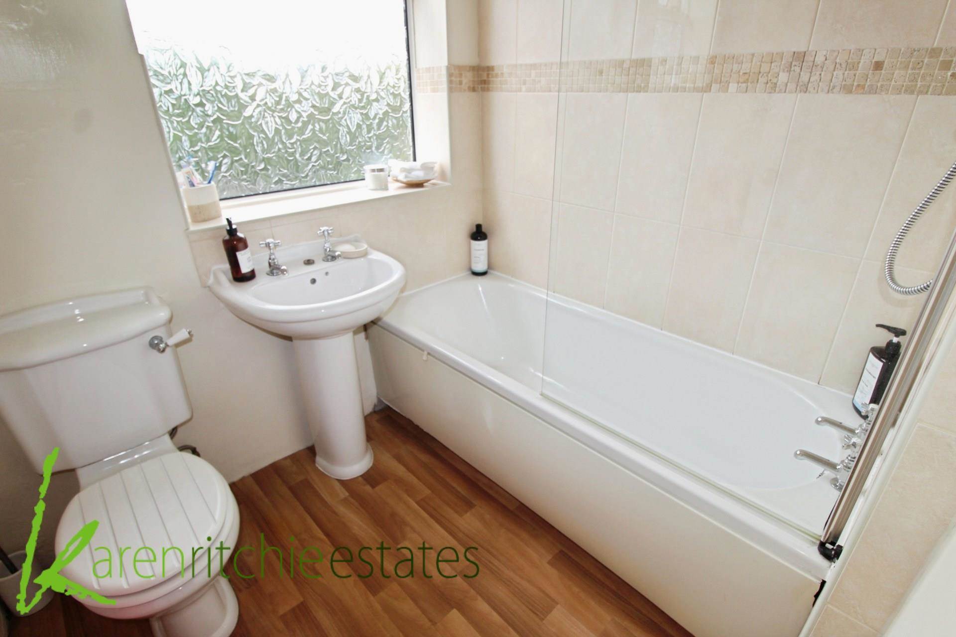 Ashworth Lane, Bolton, Image 12
