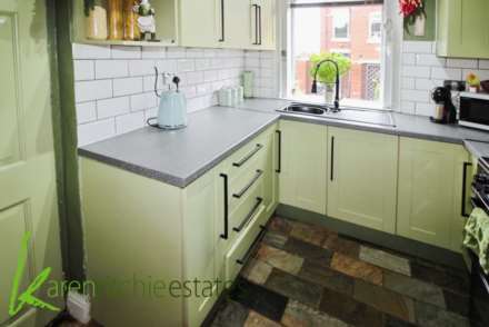 Merlin Grove, Bolton, Image 6