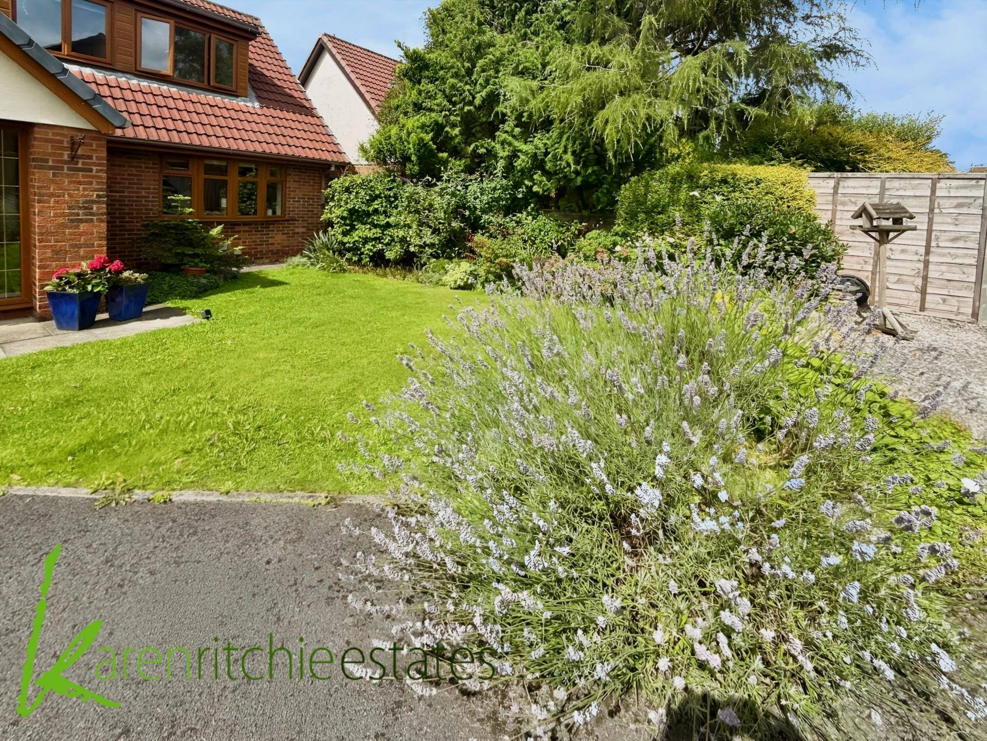 Springwater Close, Bolton, Image 17
