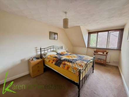 Springwater Close, Bolton, Image 10