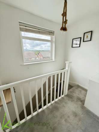 South Drive, Harwood, Image 12