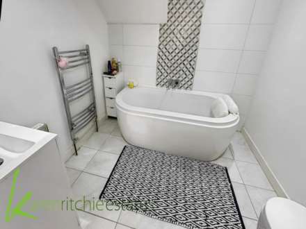Meads Grove, Farnworth, Image 10
