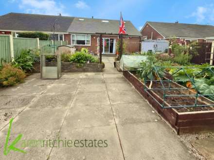 Meads Grove, Farnworth, Image 18