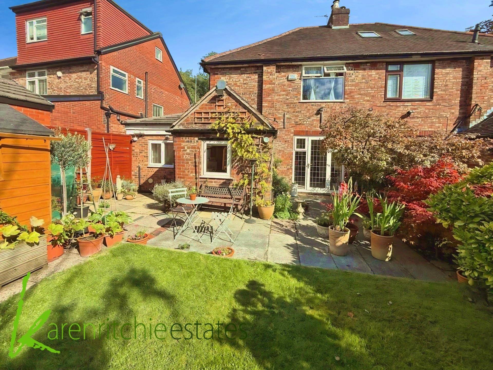 Tudor Avenue, Heaton, Image 19