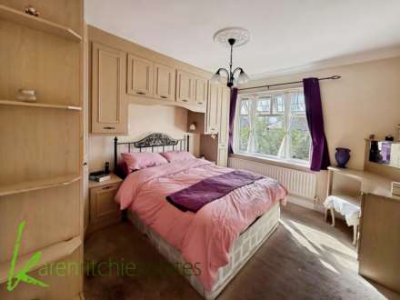 Tudor Avenue, Heaton, Image 12
