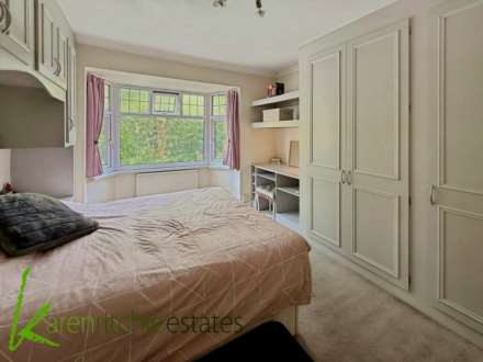 Tudor Avenue, Heaton, Image 15