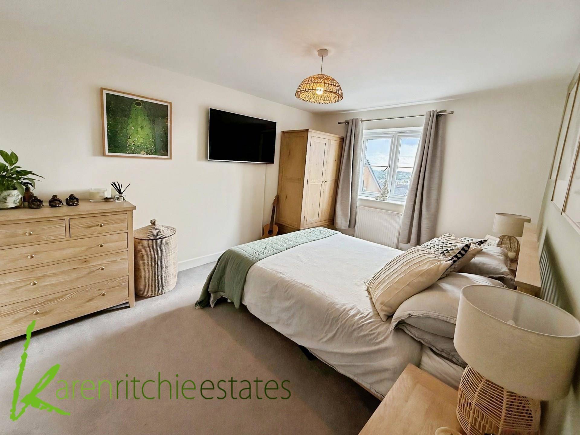 College Drive, Horwich, Image 10