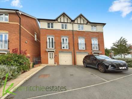 College Drive, Horwich