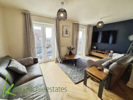 College Drive, Horwich, Image 2