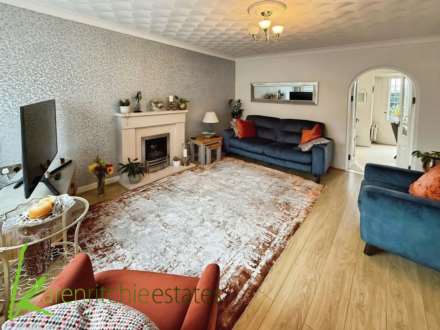 Cringle Close, Bolton, Image 4