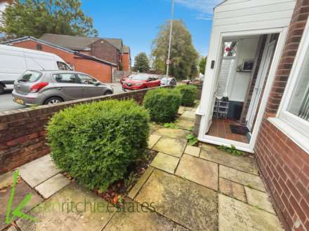 Hollywood Road, Smithills, Image 18