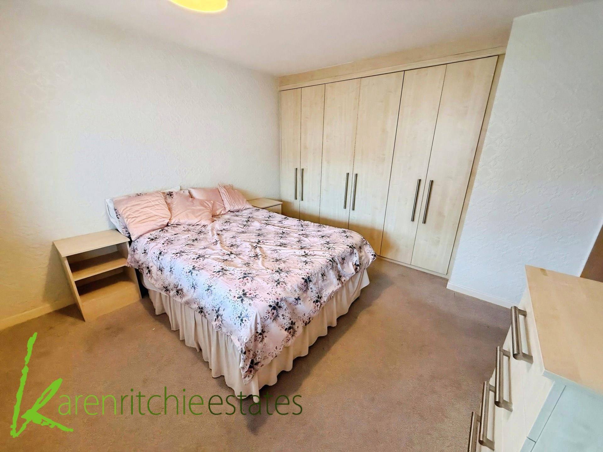 Thornham Drive, Bolton, Image 9