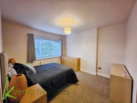 Temple Drive, Smithills, Image 13