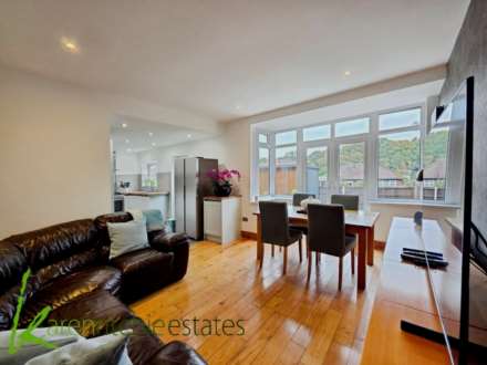 Temple Drive, Smithills, Image 7