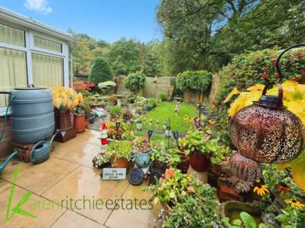 Thorns Close, Astley Bridge, Image 18