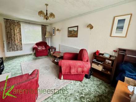 Somerville Square, Halliwell, Image 4