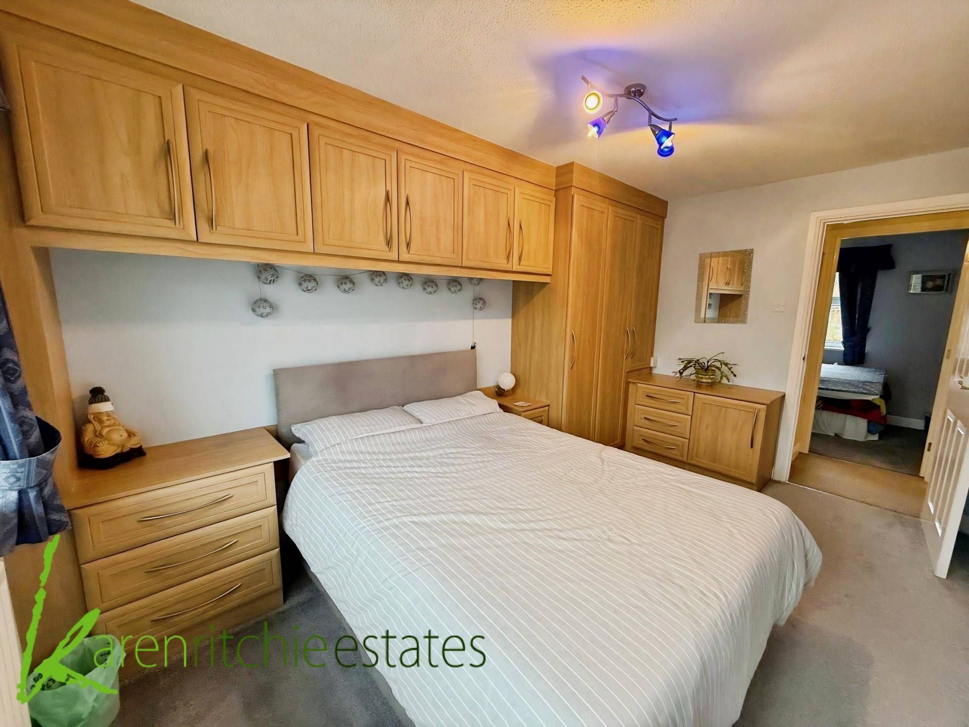 Winterburn Avenue, Turton Heights, Image 11