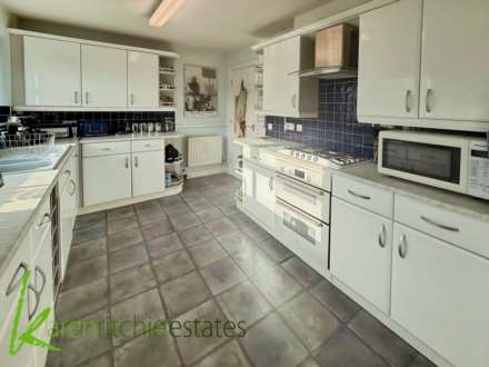 Winterburn Avenue, Turton Heights, Image 5