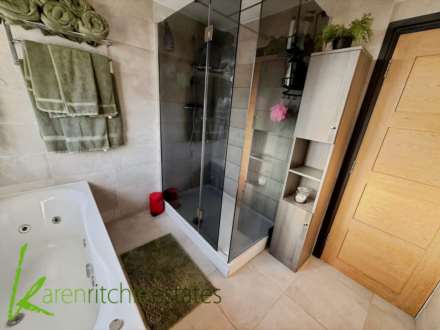 Buttermere Road,Farnworth, Image 11