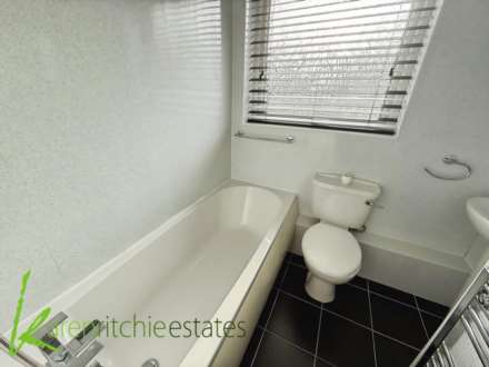 Roslin Gardens, Bolton, Image 13