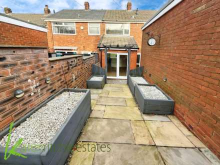 Roslin Gardens, Bolton, Image 7