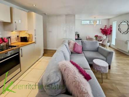 Sandray Close, Ladybridge, Image 12